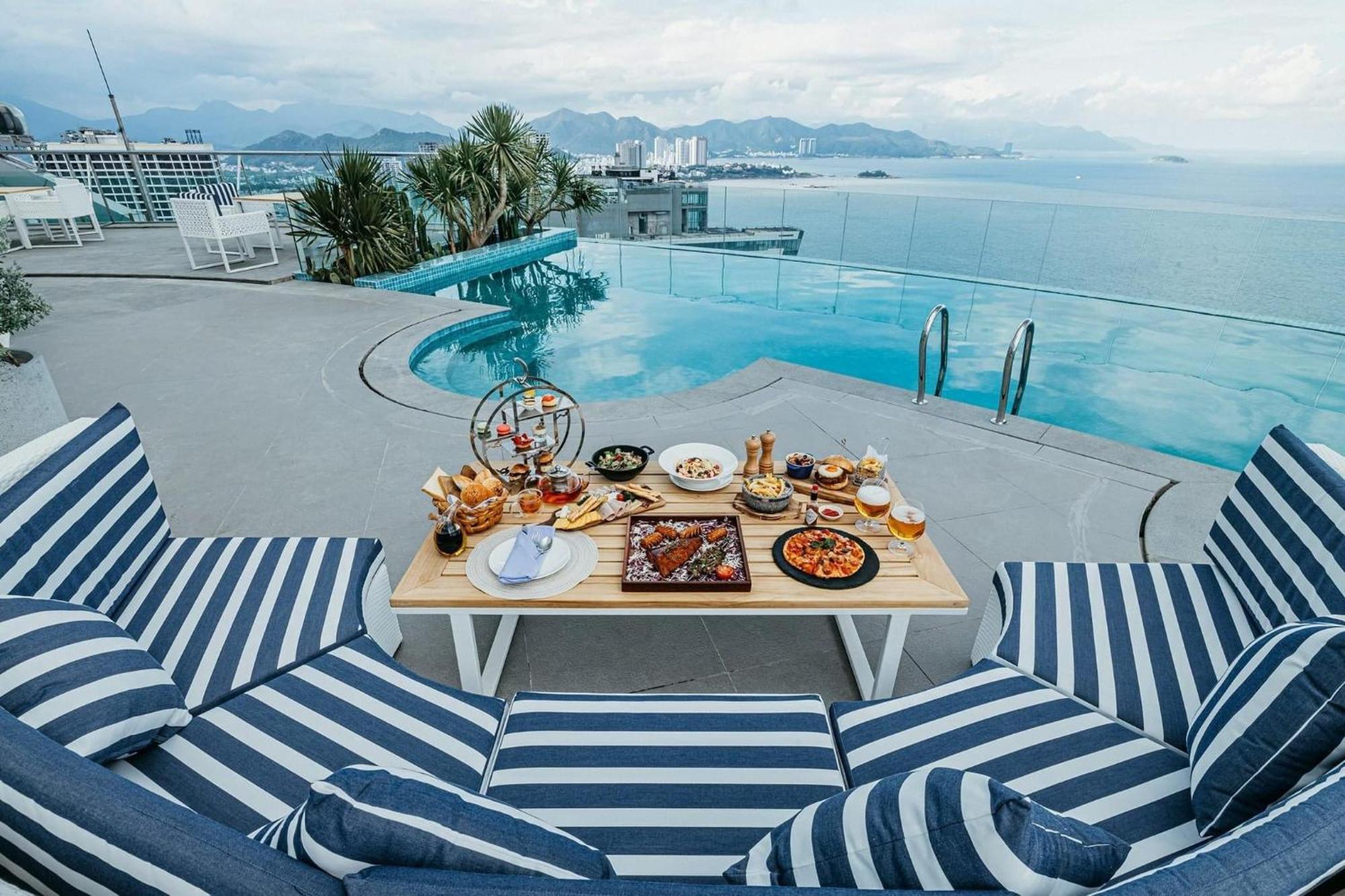 Hotel Panorama Luxury Beach Nha Trang Exterior foto